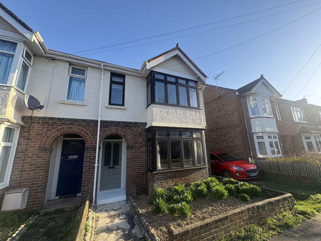 3 bed Semi Detached for rent in Chichester. From Southernbrook - Chichester