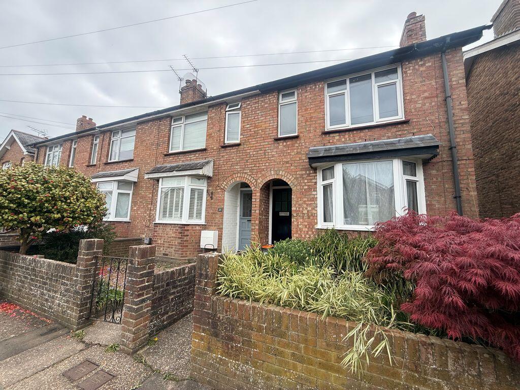 2 bed Mid Terraced House for rent in Chichester. From Southernbrook - Chichester