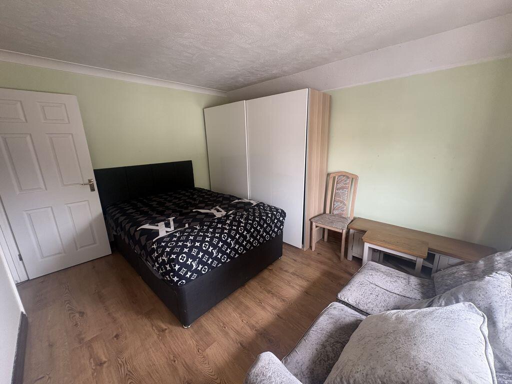 1 bed House Share for rent in Chichester. From Southernbrook - Chichester