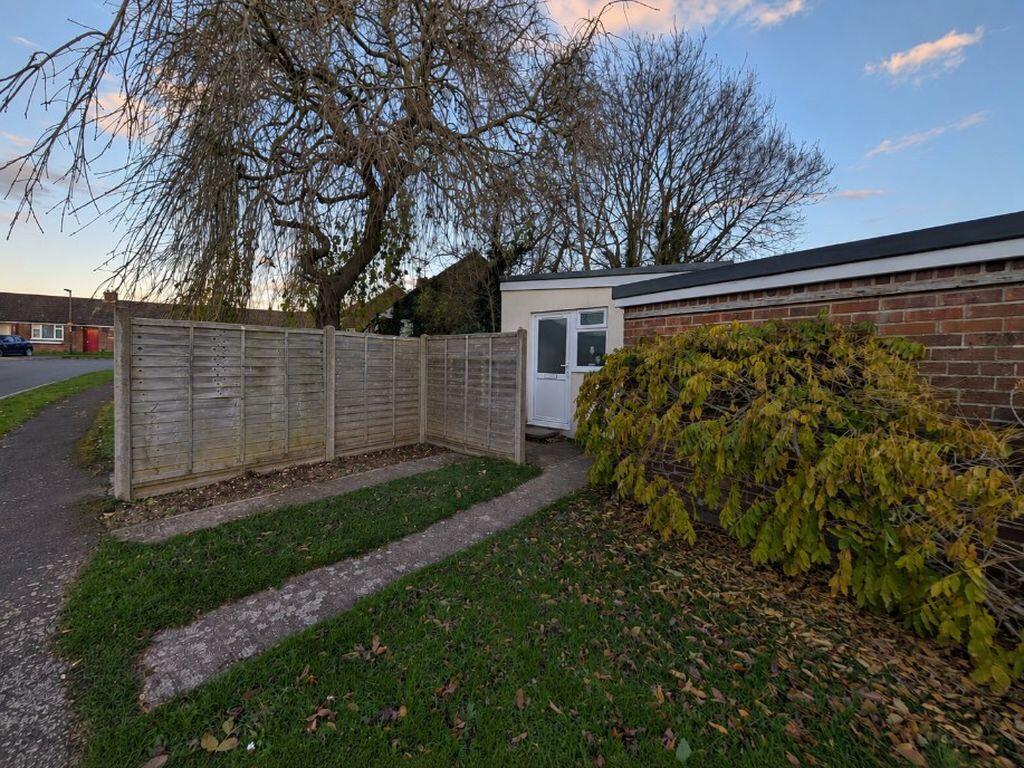 1 bed 1st Floor Flat for rent in Chichester. From Southernbrook - Chichester