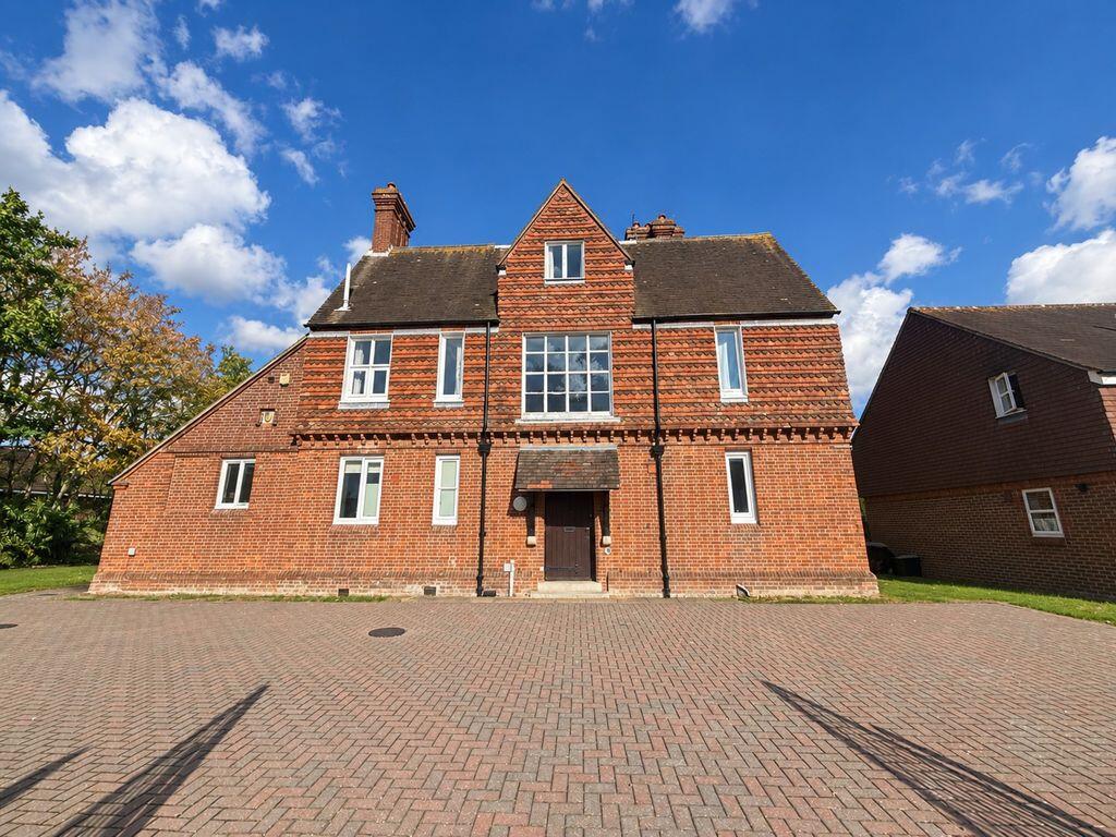 1 bed 1st Floor Flat for rent in Chichester. From Southernbrook - Chichester