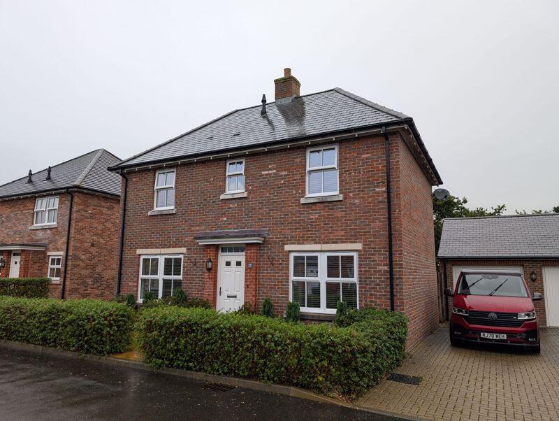 3 bed Detached for rent in Chichester. From Southernbrook - Chichester