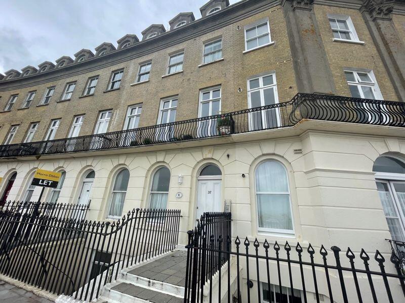 1 bed 1st Floor Flat for rent in Fleet. From Southernbrook - Chichester 1 bed 1st Floor Flat for rent in Fleet. From Southernbrook - Chichester