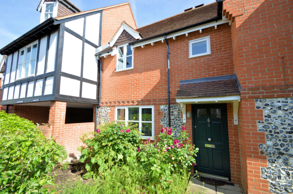 2 bed Apartment for rent in Goring. From Davis Tate - Goring 2 bed Apartment for rent in Goring. From Davis Tate - Goring