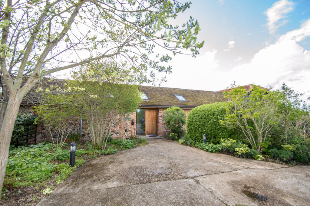 2 bed Semi Detached for rent in South Stoke. From Davis Tate - Goring