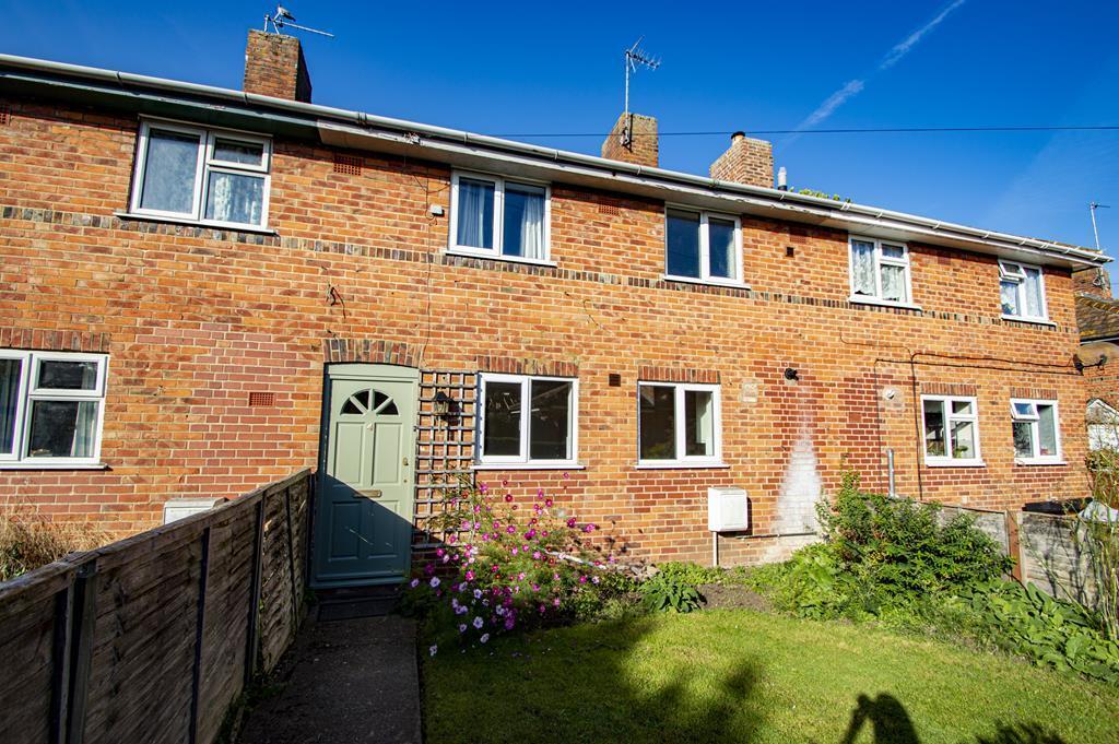2 bed Mid Terraced House for rent in Wallingford. From Davis Tate - Goring