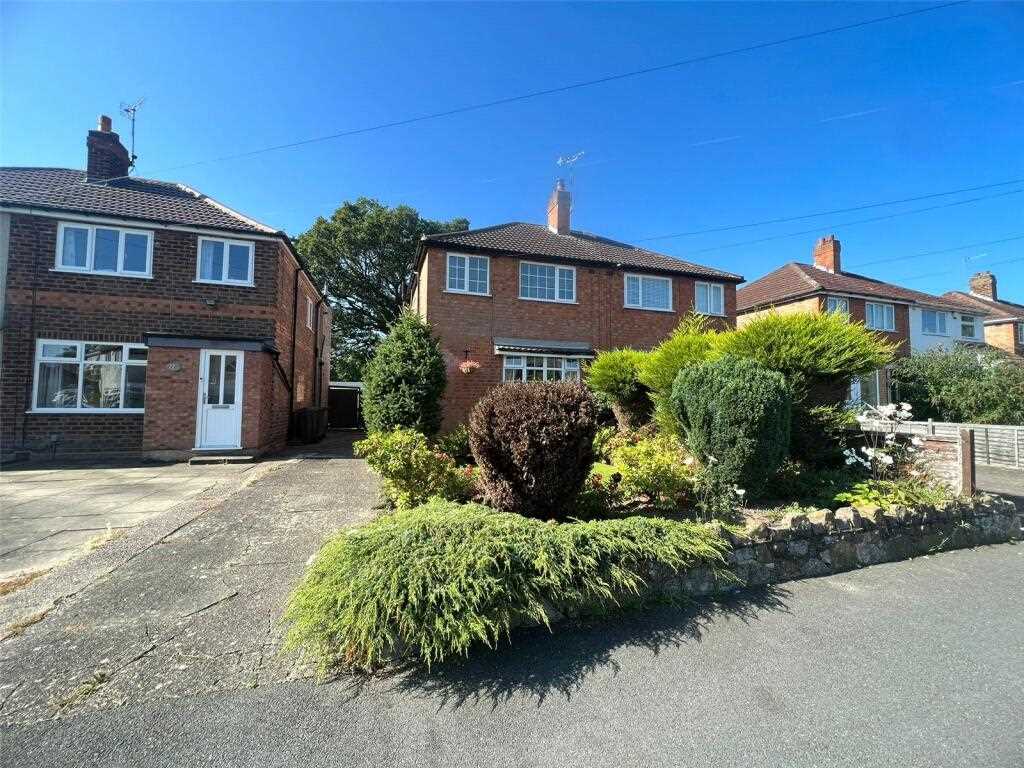 3 bed Semi Detached for rent in Major's Green. From Partridge Homes - Yardley