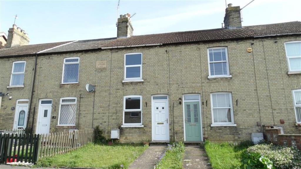 2 bed Mid Terraced House for rent in Yaxley. From Jolliffe Daking - Peterborough