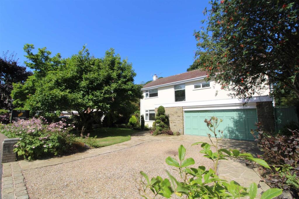 4 bed Detached for rent in Formby. From Karen Parks Sales and Lettings - Formby