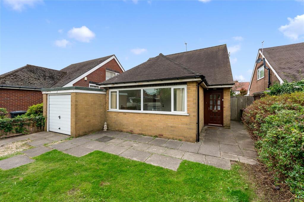 3 bed Detached bungalow for rent in Formby. From Karen Parks Sales and Lettings - Formby