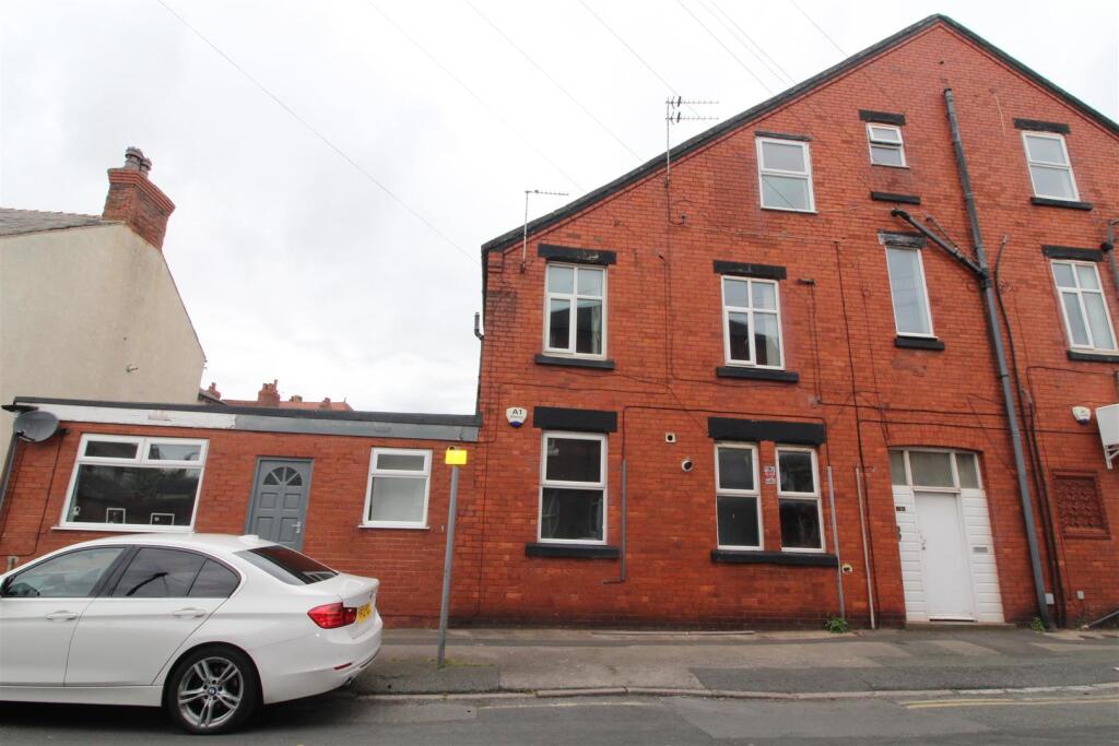1 bed Apartment for rent in Little Crosby. From Karen Parks Sales and Lettings - Formby 1 bed Apartment for rent in Little Crosby. From Karen Parks Sales and Lettings - Formby