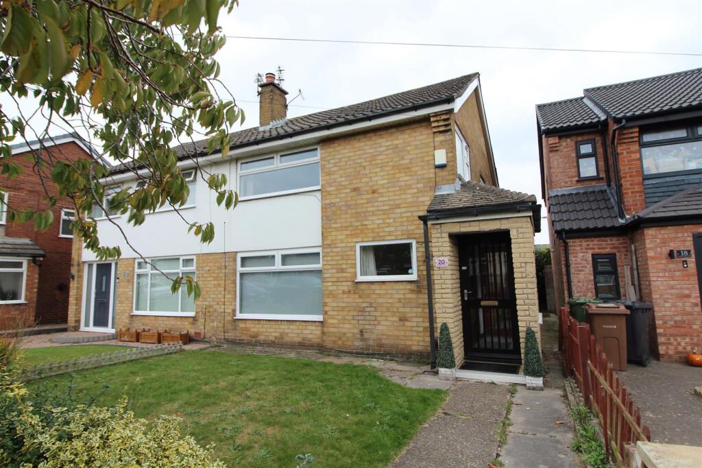 3 bed Semi Detached for rent in Formby. From Karen Parks Sales and Lettings - Formby
