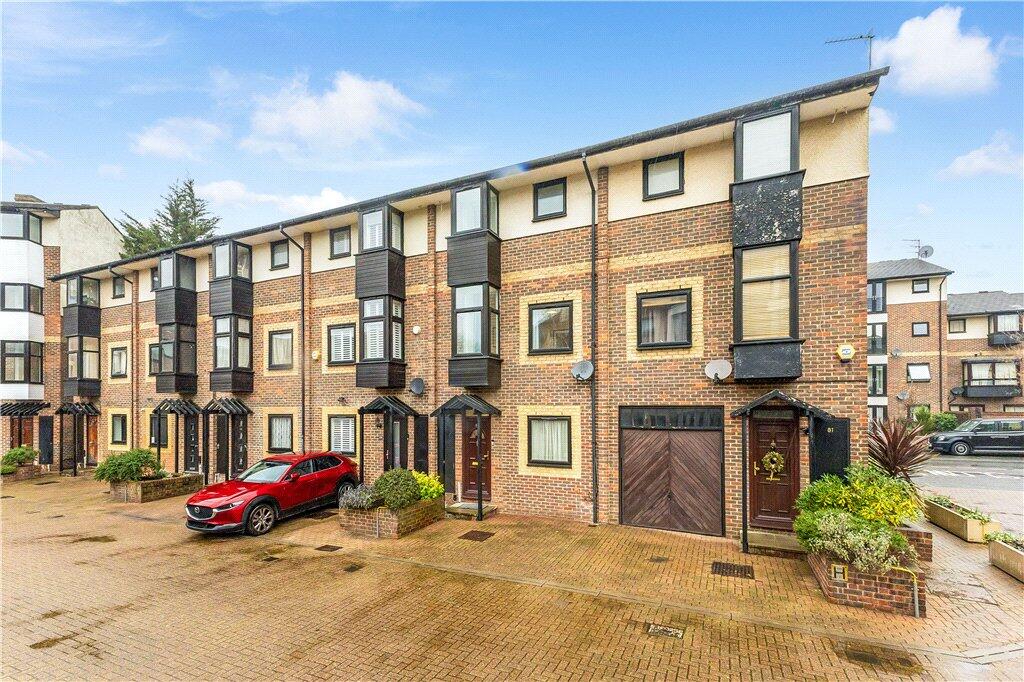 3 bed Mid Terraced House for rent in London. From Anderson Rose - Tower Bridge