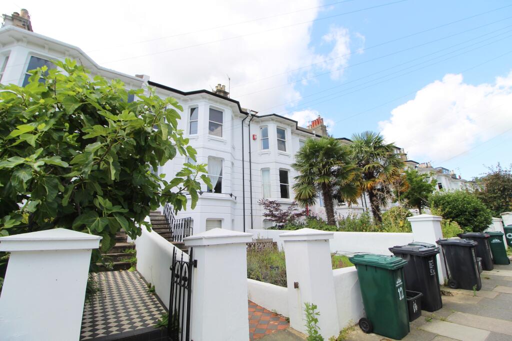 1 bed 1st Floor Flat for rent in Brighton and Hove. From King & Chasemore Lettings - Brighton 1 bed 1st Floor Flat for rent in Brighton and Hove. From King & Chasemore Lettings - Brighton