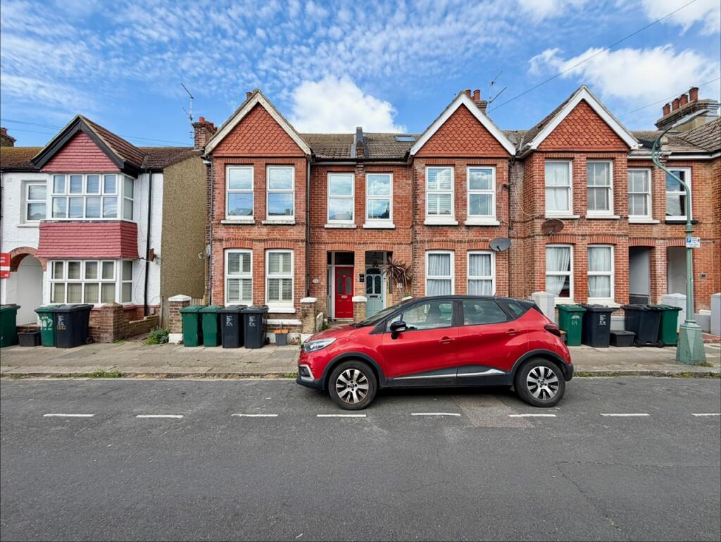 1 bed Apartment for rent in Portslade-by-Sea. From King & Chasemore Lettings - Brighton 1 bed Apartment for rent in Portslade-by-Sea. From King & Chasemore Lettings - Brighton