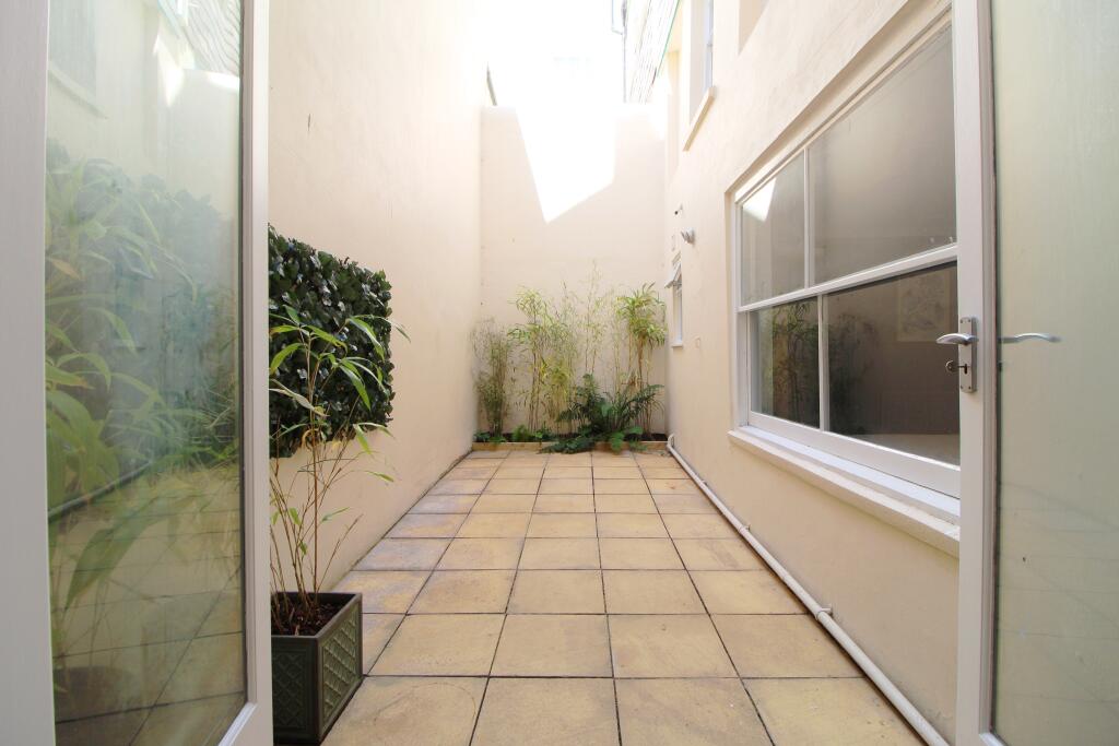 2 bed 1st Floor Flat for rent in Brighton and Hove. From King & Chasemore Lettings - Brighton 2 bed 1st Floor Flat for rent in Brighton and Hove. From King & Chasemore Lettings - Brighton