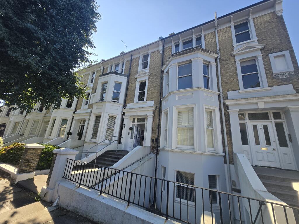 1 bed 1st Floor Flat for rent in Brighton and Hove. From King & Chasemore Lettings - Hove