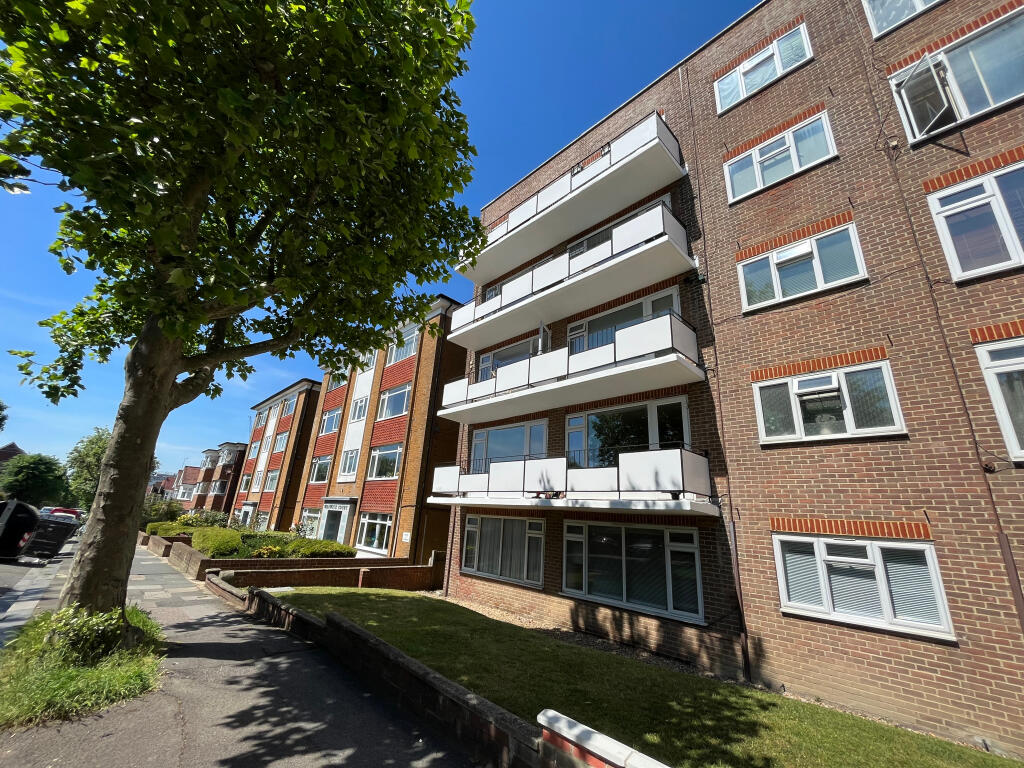 2 bed Apartment for rent in Brighton and Hove. From King & Chasemore Lettings - Hove