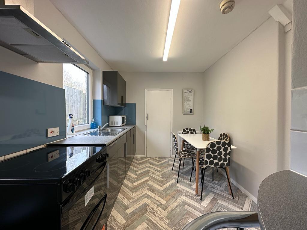 5 bed Semi Detached for rent in Ovingdean. From King & Chasemore Lettings - Lewes Road - Brighton 5 bed Semi Detached for rent in Ovingdean. From King & Chasemore Lettings - Lewes Road - Brighton
