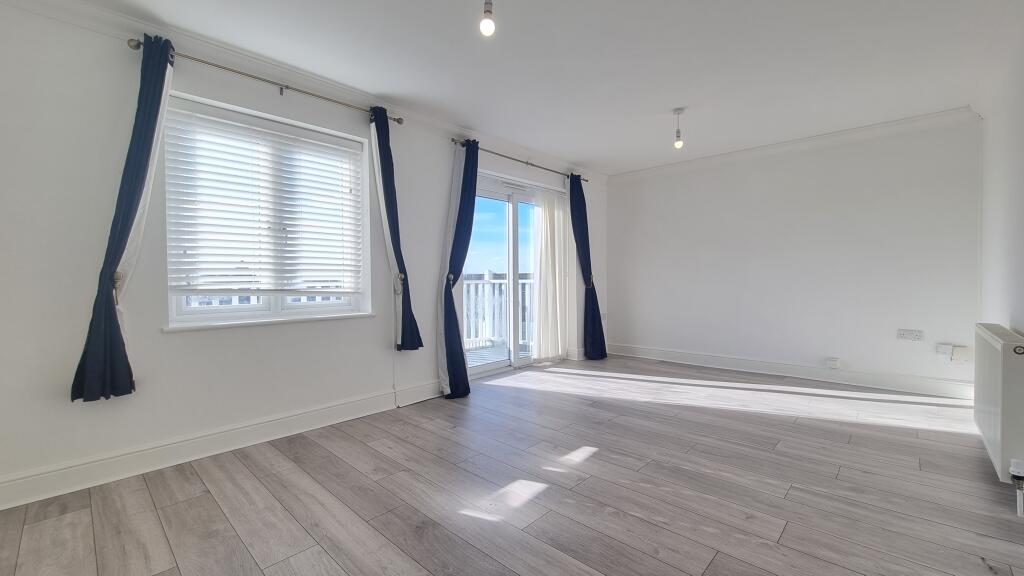 3 bed Detached for rent in Ovingdean. From King & Chasemore Lettings - Lewes Road - Brighton 3 bed Detached for rent in Ovingdean. From King & Chasemore Lettings - Lewes Road - Brighton