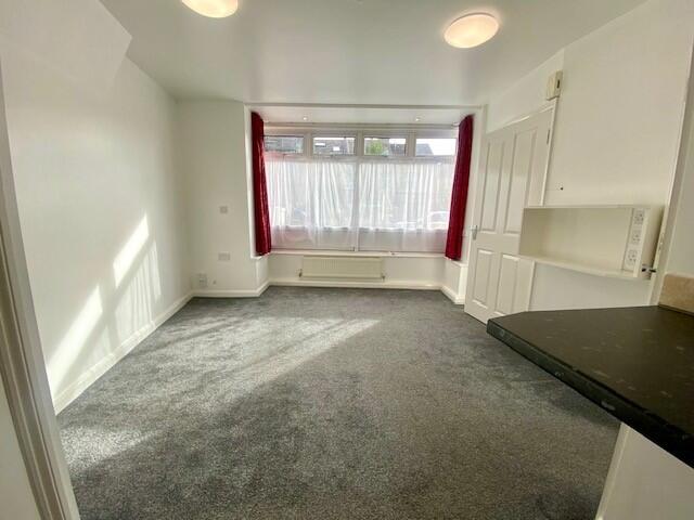 2 bed 1st Floor Flat for rent in Ovingdean. From King & Chasemore Lettings - Lewes Road - Brighton