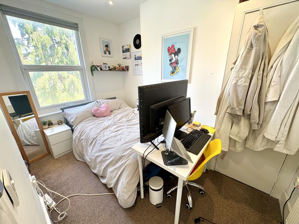 1 bed House Share for rent in Ovingdean. From King & Chasemore Lettings - Lewes Road - Brighton 1 bed House Share for rent in Ovingdean. From King & Chasemore Lettings - Lewes Road - Brighton