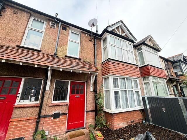 4 bed Detached for rent in Brighton and Hove. From King & Chasemore Lettings - Lewes Road - Brighton 4 bed Detached for rent in Brighton and Hove. From King & Chasemore Lettings - Lewes Road - Brighton