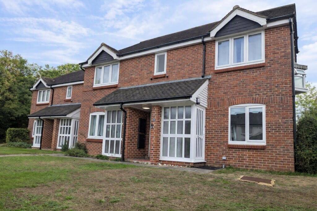 1 bed 1st Floor Flat for rent in Midhurst. From King & Chasemore Lettings - Midhurst 1 bed 1st Floor Flat for rent in Midhurst. From King & Chasemore Lettings - Midhurst