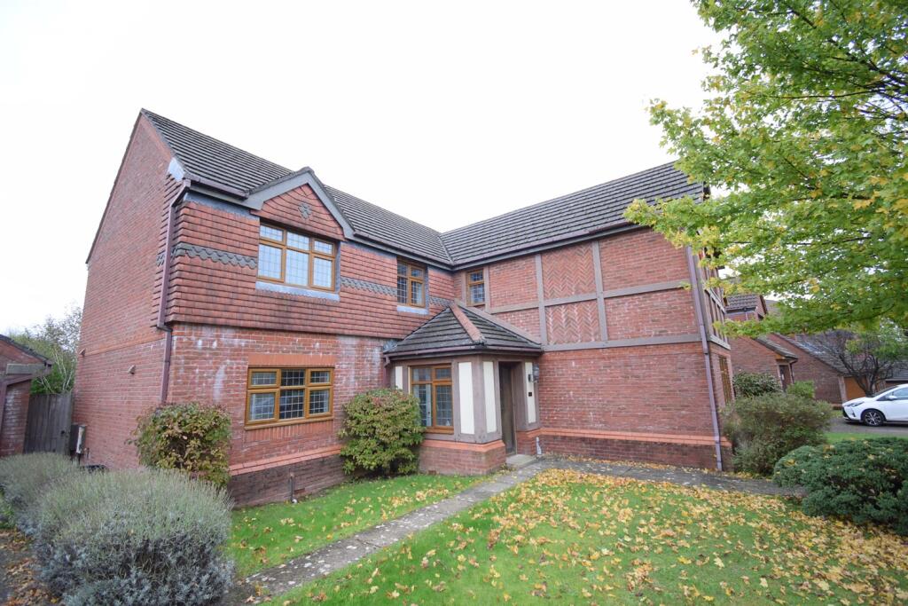 5 bed Detached for rent in Cardiff. From FlatHomes Property Services - Cardiff