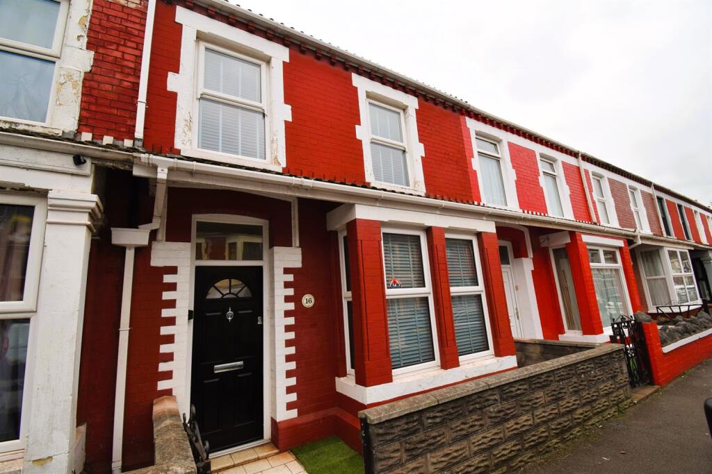 3 bed Detached for rent in Port Talbot. From FlatHomes Property Services - Cardiff