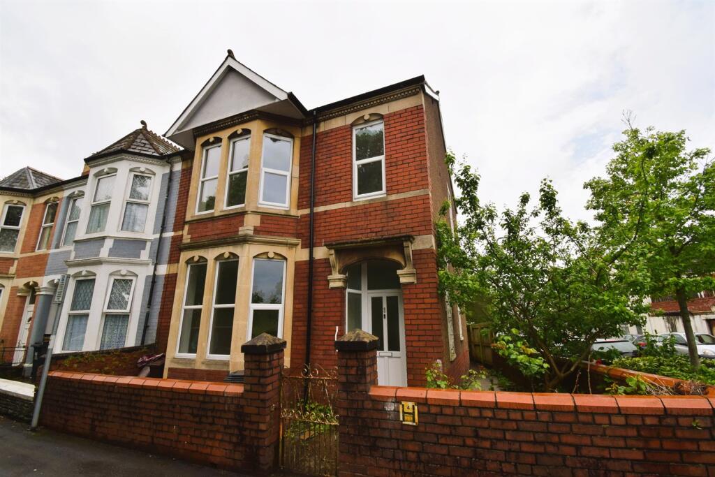 3 bed End of Terrace for rent in Cardiff. From FlatHomes Property Services - Cardiff