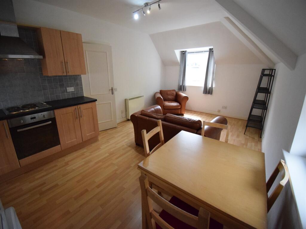 1 bed Detached for rent in Cardiff. From FlatHomes Property Services - Cardiff