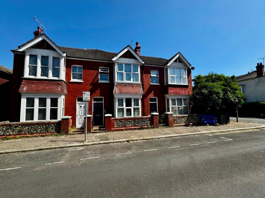 0 bed Studio for rent in Worthing. From King & Chasemore Lettings - Worthing