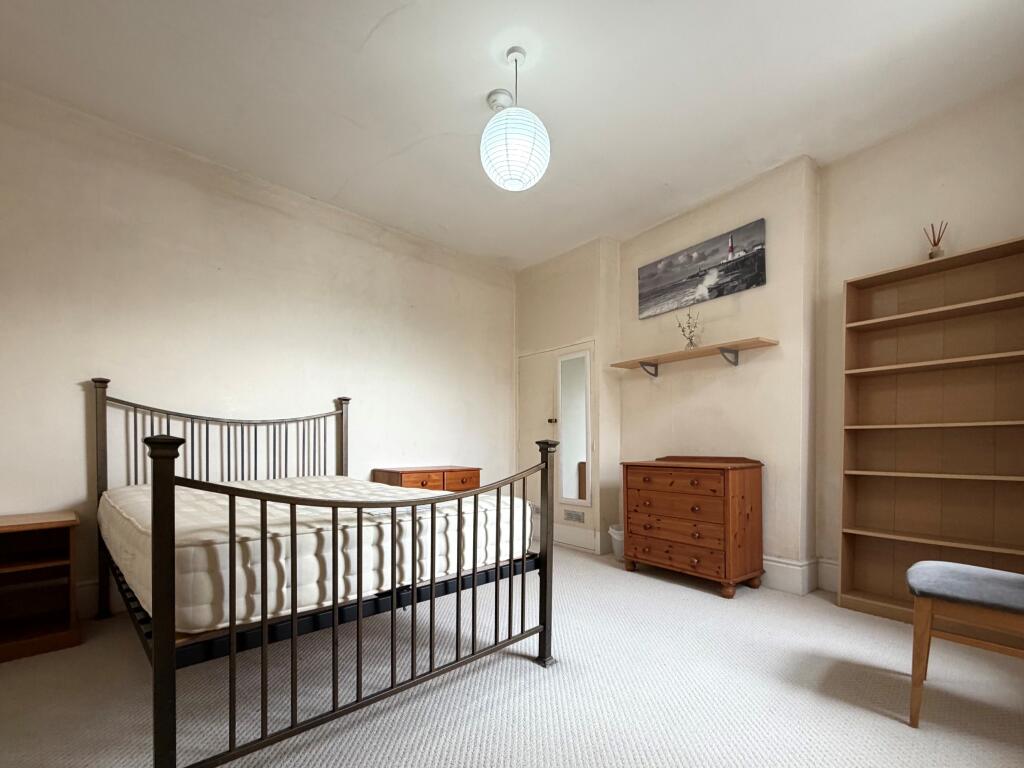1 bed House Share for rent in Worthing. From King & Chasemore Lettings - Worthing 1 bed House Share for rent in Worthing. From King & Chasemore Lettings - Worthing