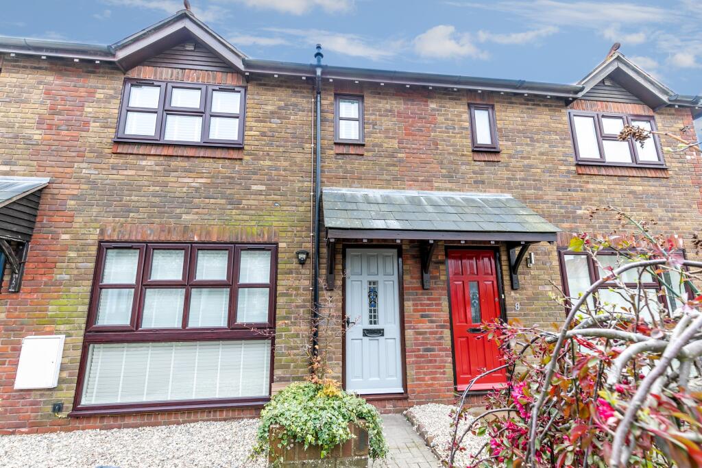 1 bed Mid Terraced House for rent in Clapham. From King & Chasemore Lettings - Worthing 1 bed Mid Terraced House for rent in Clapham. From King & Chasemore Lettings - Worthing