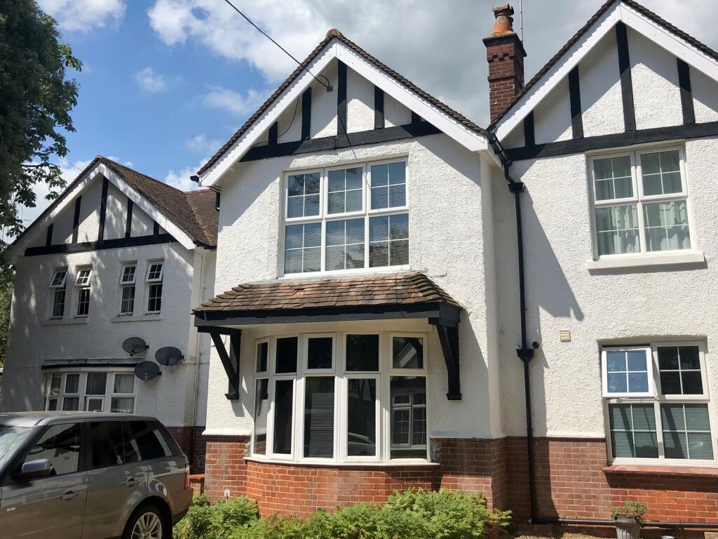 2 bed 1st Floor Flat for rent in Findon. From King & Chasemore Lettings - Worthing 2 bed 1st Floor Flat for rent in Findon. From King & Chasemore Lettings - Worthing