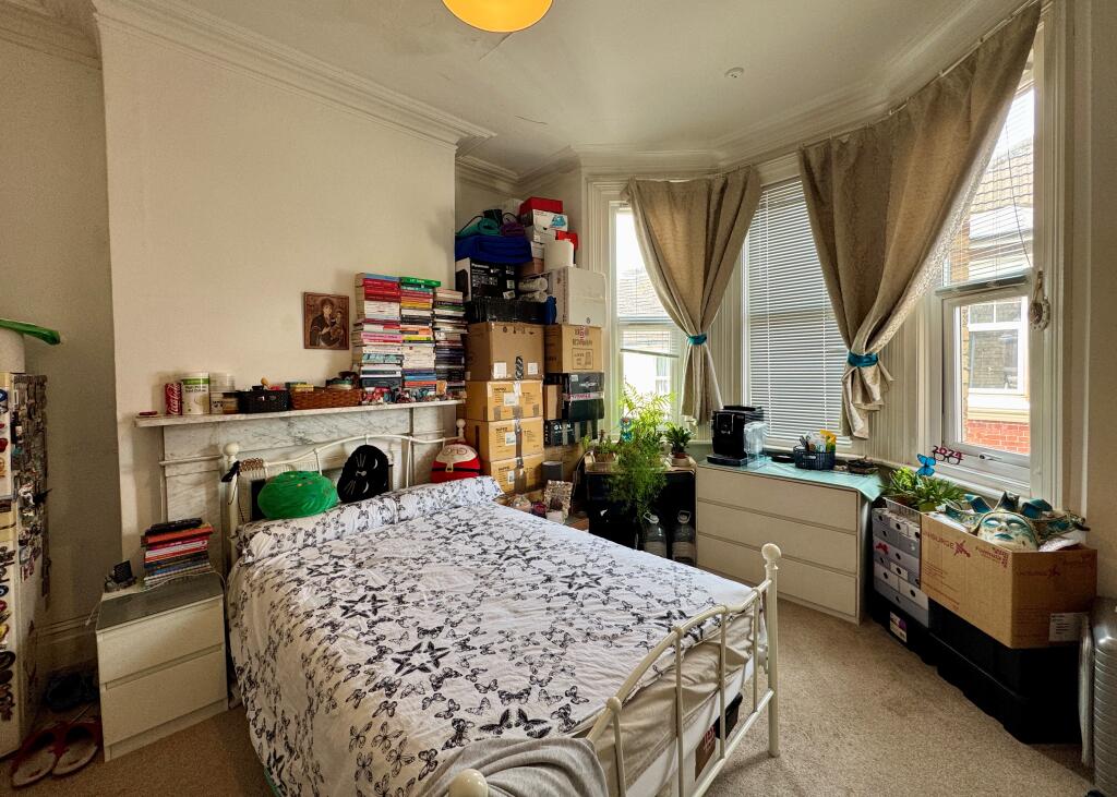 1 bed House Share for rent in Findon. From King & Chasemore Lettings - Worthing 1 bed House Share for rent in Findon. From King & Chasemore Lettings - Worthing