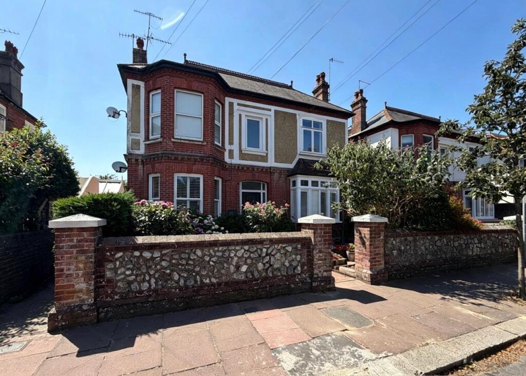 2 bed 1st Floor Flat for rent in Worthing. From King & Chasemore Lettings - Worthing 2 bed 1st Floor Flat for rent in Worthing. From King & Chasemore Lettings - Worthing