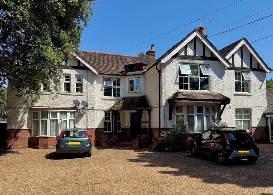 2 bed 1st Floor Flat for rent in Findon. From King & Chasemore Lettings - Worthing 2 bed 1st Floor Flat for rent in Findon. From King & Chasemore Lettings - Worthing