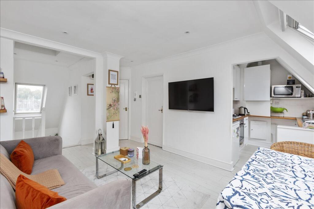 1 bed Apartment for rent in Hammersmith. From Lawson Rutter