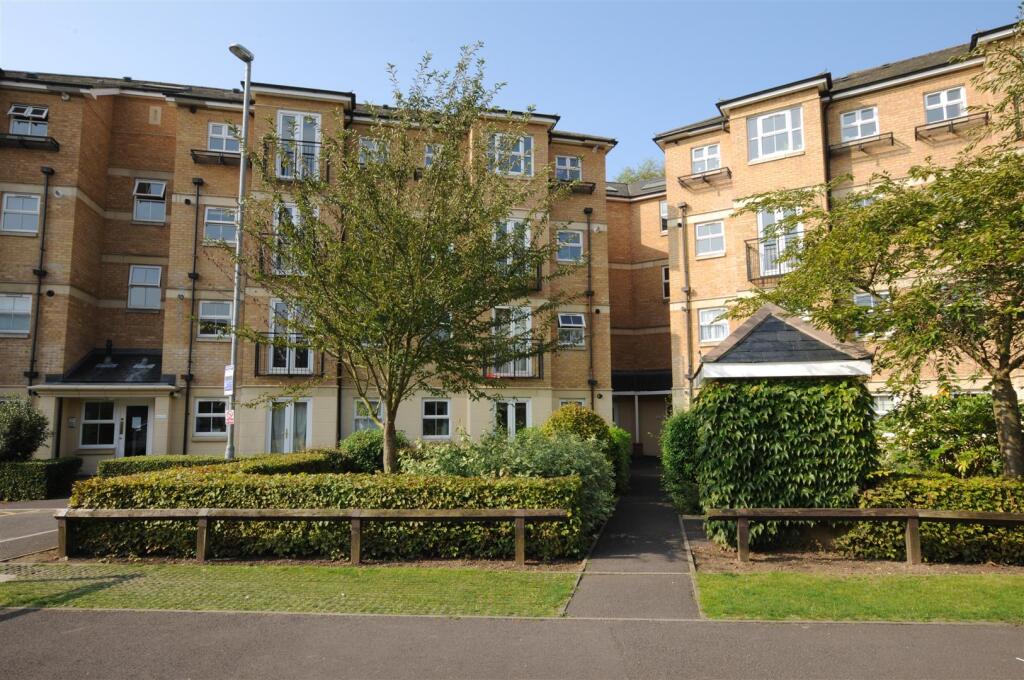 3 bed 1st Floor Flat for rent in Oxford. From North Oxford Property Service - Oxford 3 bed 1st Floor Flat for rent in Oxford. From North Oxford Property Service - Oxford