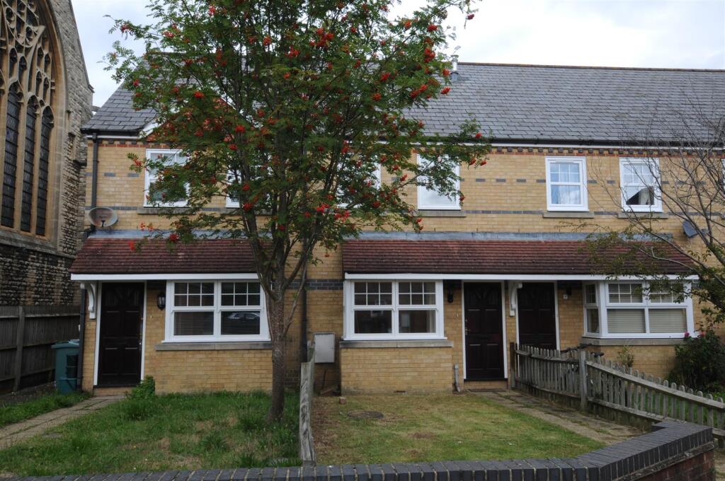 4 bed Detached for rent in Oxford. From North Oxford Property Service - Oxford