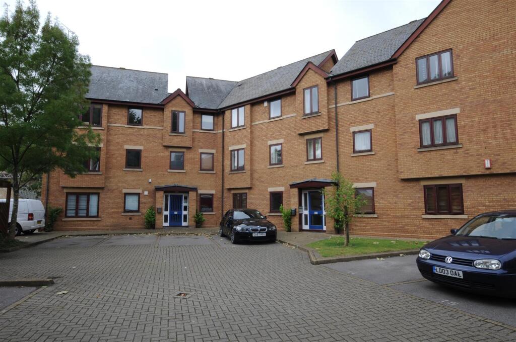 3 bed 1st Floor Flat for rent in Oxford. From North Oxford Property Service - Oxford