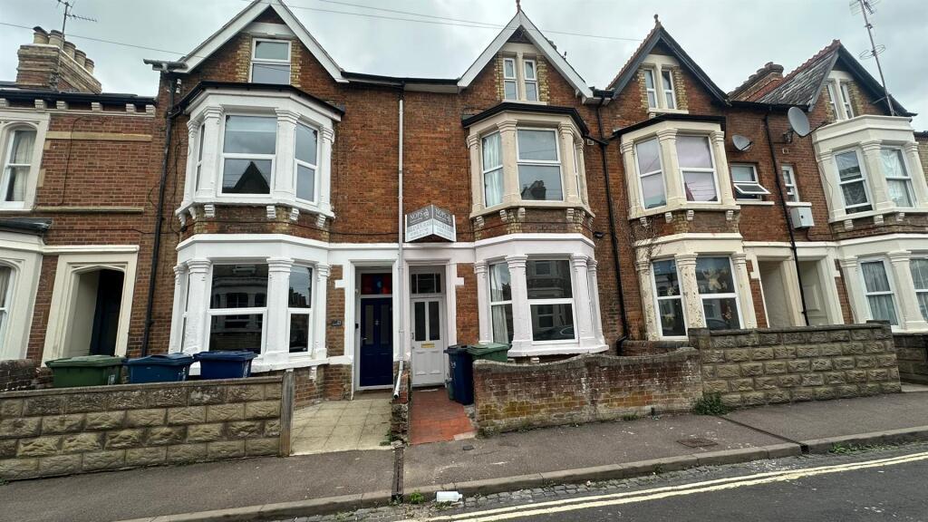 6 bed Detached for rent in Sandford-on-Thames. From North Oxford Property Service - Oxford