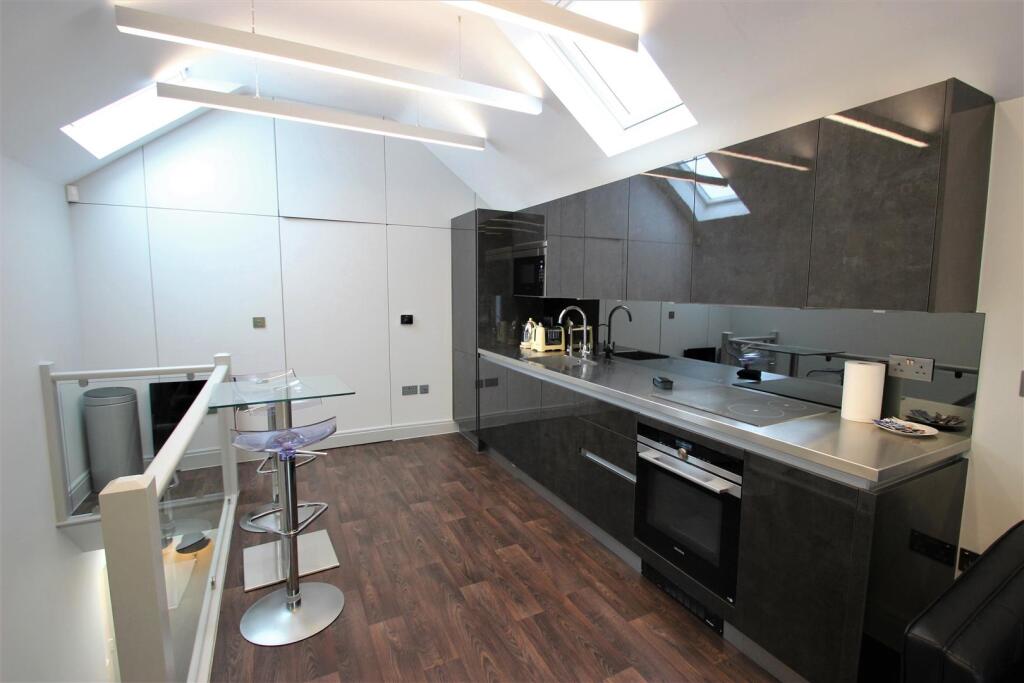 1 bed 1st Floor Flat for rent in Oxford. From North Oxford Property Service - Oxford