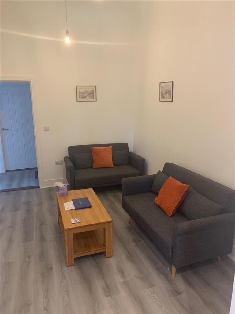 2 bed 1st Floor Flat for rent in St Austell. From North Oxford Property Service - Oxford