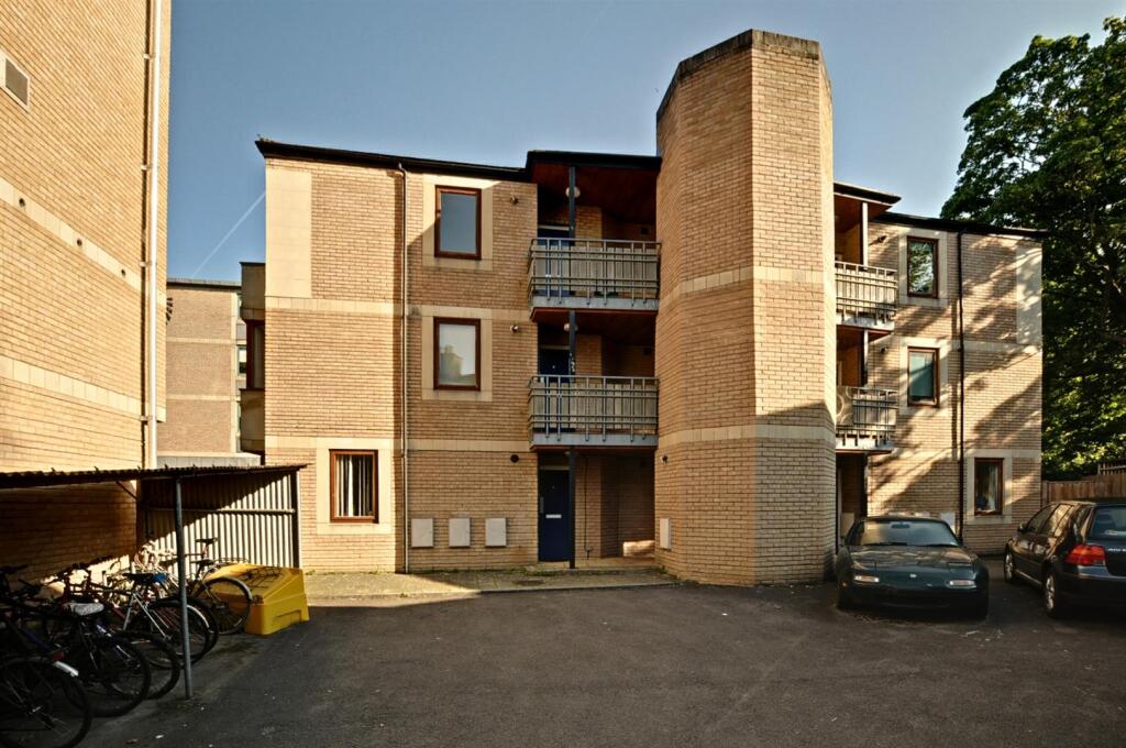 2 bed 1st Floor Flat for rent in Oxford. From North Oxford Property Service - Oxford