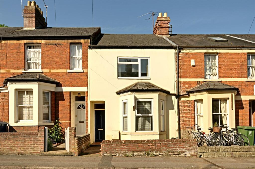 5 bed Detached for rent in Sandford-on-Thames. From North Oxford Property Service - Oxford 5 bed Detached for rent in Sandford-on-Thames. From North Oxford Property Service - Oxford