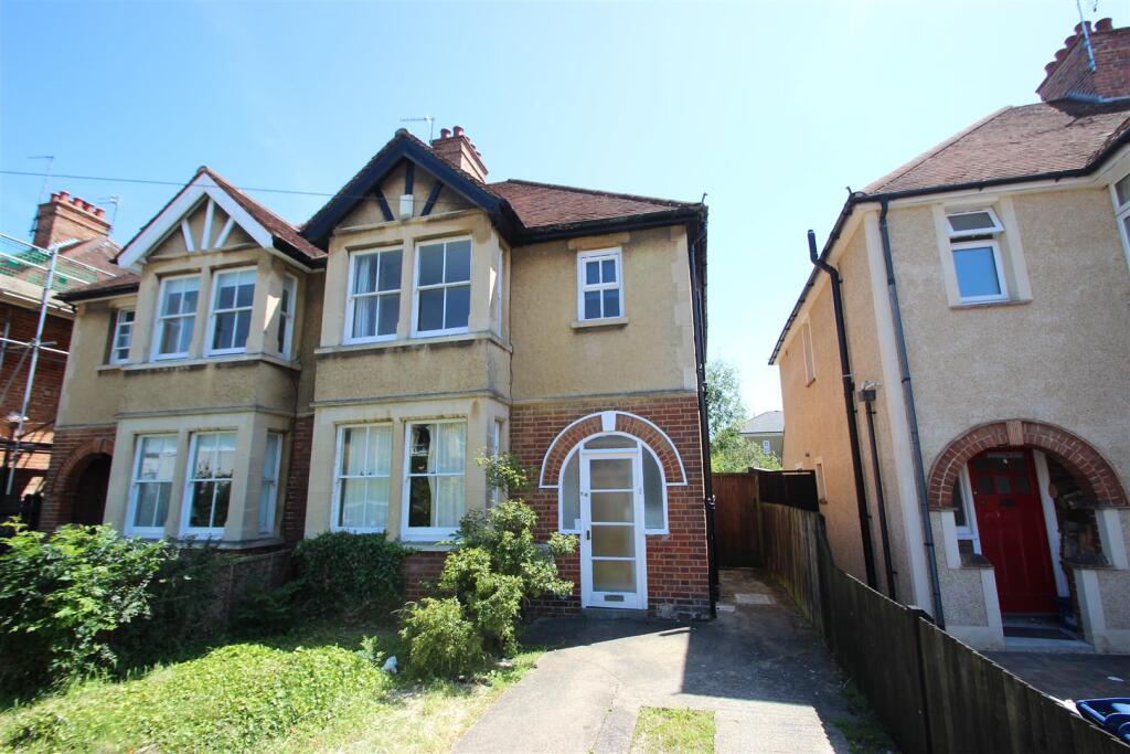 4 bed Detached for rent in Sandford-on-Thames. From North Oxford Property Service - Oxford 4 bed Detached for rent in Sandford-on-Thames. From North Oxford Property Service - Oxford