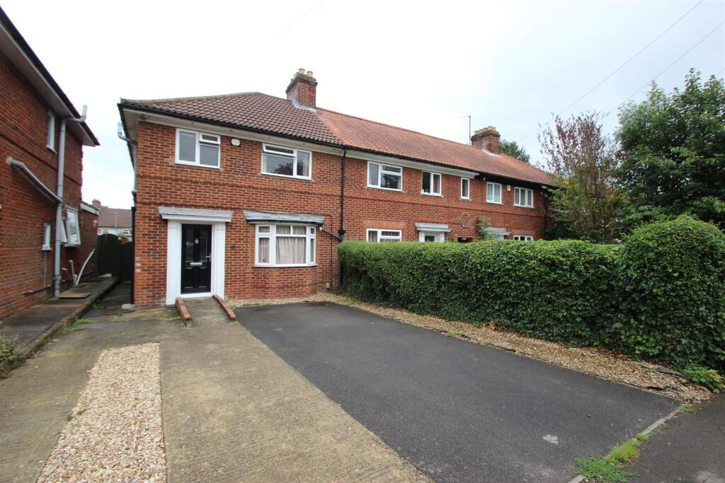4 bed Detached for rent in Elsfield. From North Oxford Property Service - Oxford 4 bed Detached for rent in Elsfield. From North Oxford Property Service - Oxford